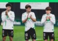Jugadores del Rayo Cantabria en un partido en los Campos de Sport de Astillero