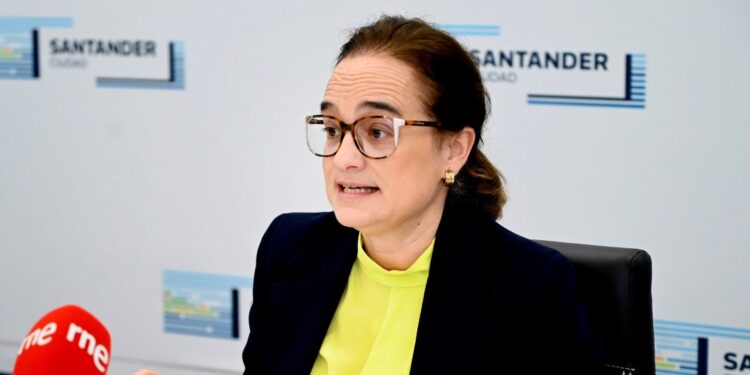 La mediana ajardinada se renueva