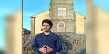 Simbología franquista en Liencres y Oruña