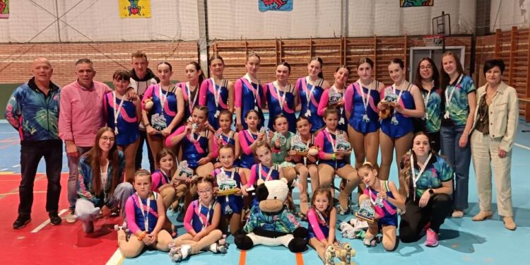 Participantes en el Trofeo Villa de Argoños de patinaje artístico