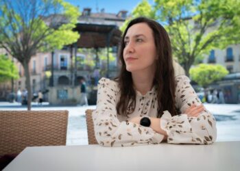 Laura Campo presenta en Santander la novela ‘El jarrón de los girasoles’