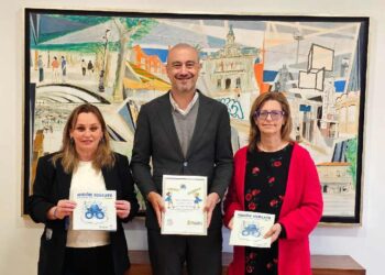 Presentación del manual contra el acoso escolar en Torrelavega