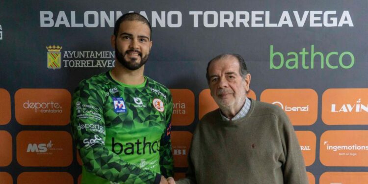 Rangel Luan portero BM Torrelavega