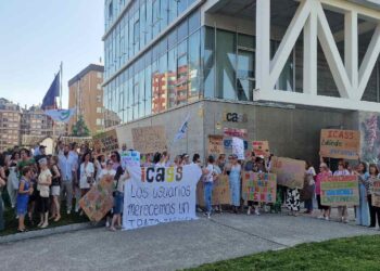 Trabajadores del CAD de Laredo