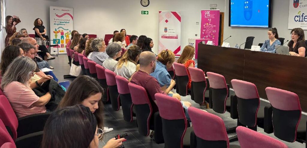 Jornada de COECAN sobre oportunidades laborales