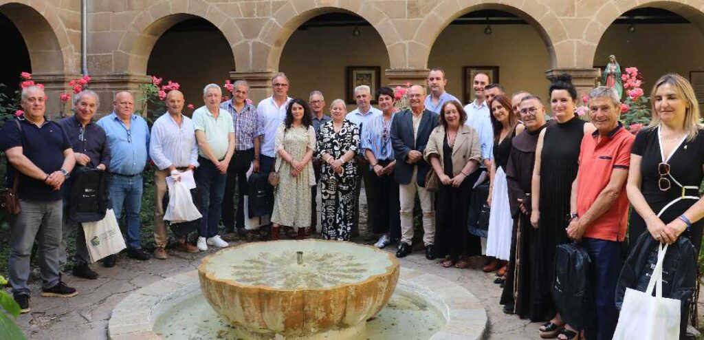 Kilómetro 0 del Camino Francés y el Camino Lebaniego