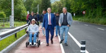 Senda peatonal en el municipio de Ruesga