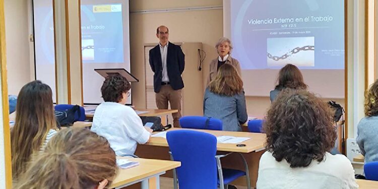 jornada técnica sobre la violencia externa en el trabajo