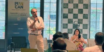 Javier Puente interviene en el foro NOW Rural ante el público