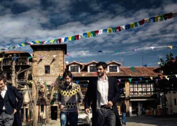 Fotograma de la película Primos rodado en Comillas