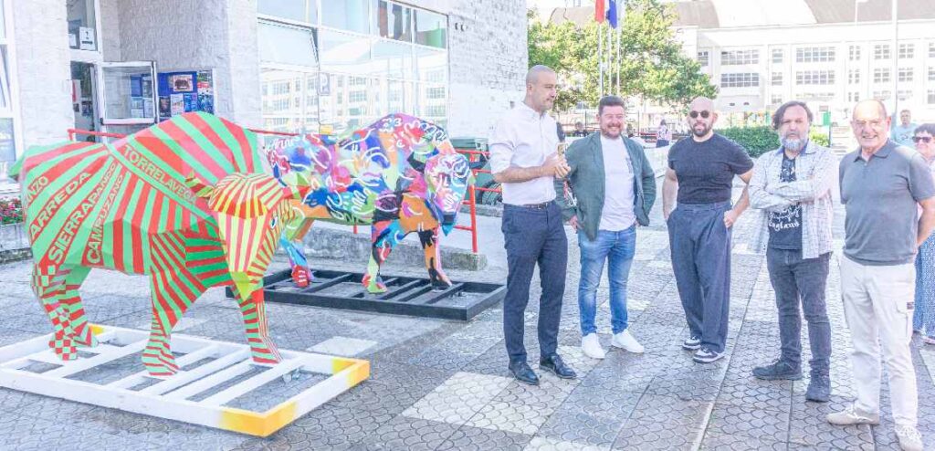 Los Bisontes junto al Vicente Trueba