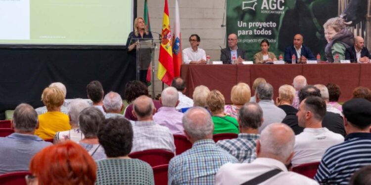 Susinos interviene en la asamblea anual de Agrocantabria