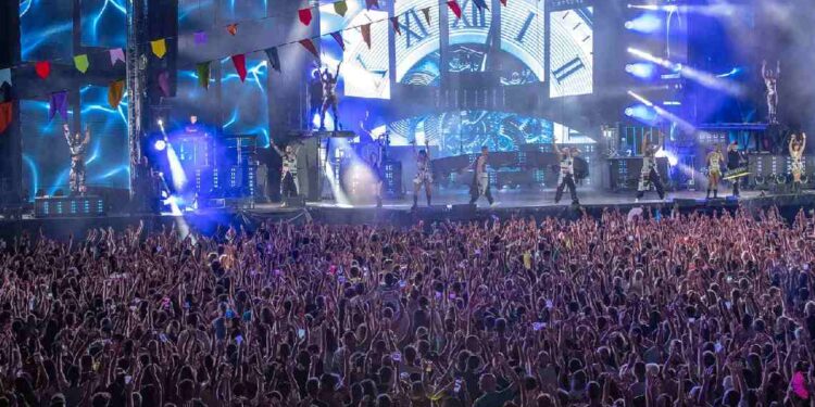 25.000 personas en la noche de San Juan en Maliaño