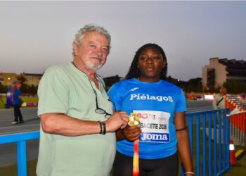 Andrea Njimi logra 2 medallas