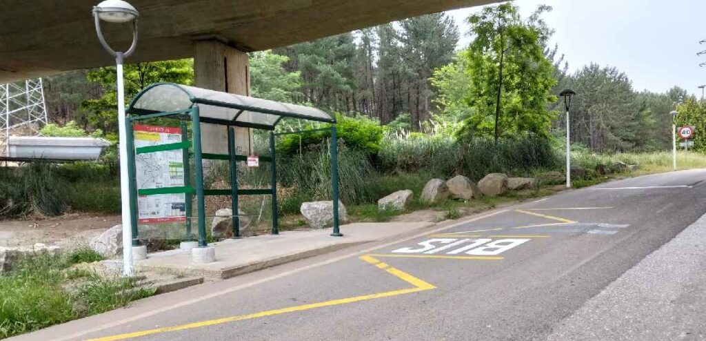 Las paradas del torrebus cuenta con nuevas marquesinas