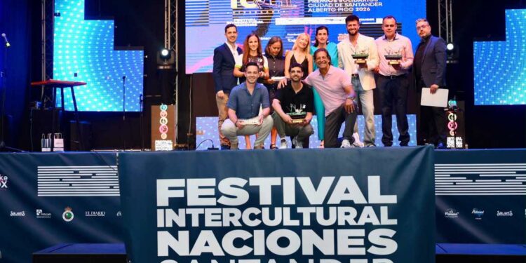 Entrega de los Premios Alberto Pico en el Festival Intercultural