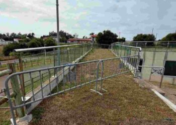 Vallado y entorno del Parque de las Canteras de Cueto
