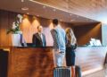 Recepción de uno de los hoteles de la ciudad