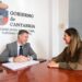 El consejero de Turismo durante una reunión sobre el mirador de Noja