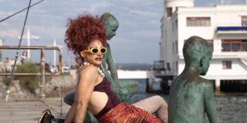 Janai Trejo como Alma Dovar en «Aprés le Pont, mi Amor»