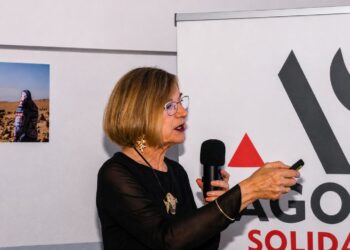 Charo Quintana durante una intervención en el Ágora Solidaria