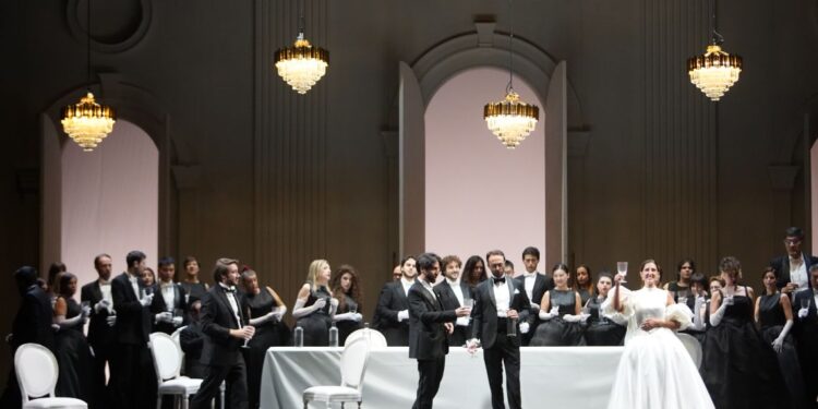 La Traviata en el inicio del Palacio de Festivales
