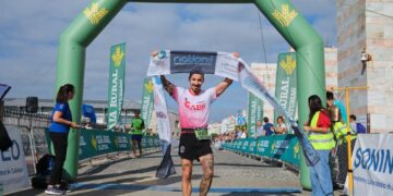 El Triatlón Ciudad de Santander corona a Andueza