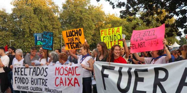 Protesta por el derecho a la vivienda en Santander