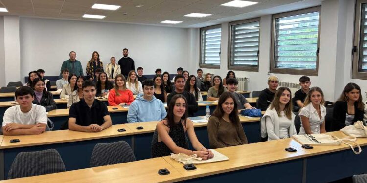 Nuevos estudiantes de CESINE Curso 26-27