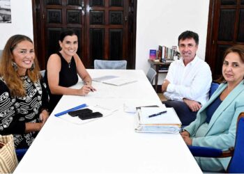 Reunión sobre la cafetería de la Finca Altamira