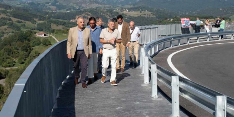 Nuevo mirador de Rábago