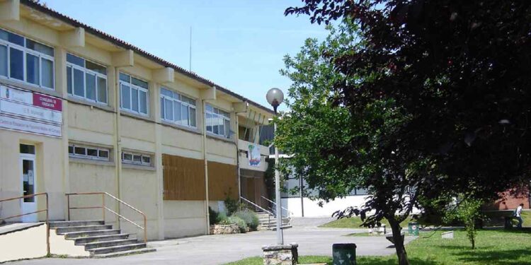 solicitar las ayudas de educación