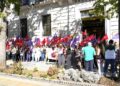 Cuidados en Cantabria: concentración de CCOO en Santander