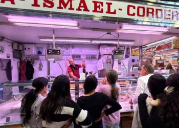 Escolares en la Cocina de la Plaza de Santander