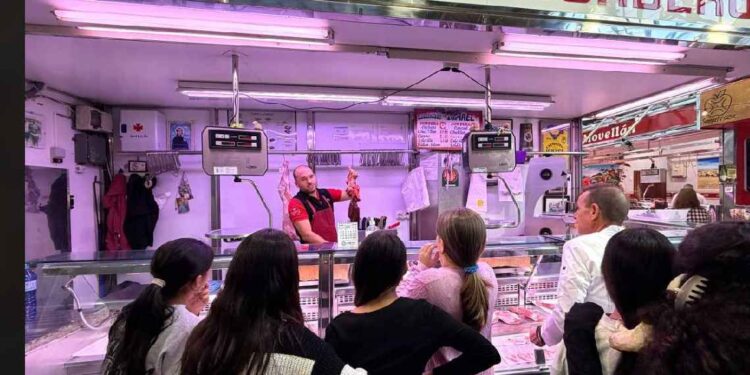 Escolares en la Cocina de la Plaza de Santander