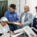 Visita al curso de fileteado de anchoa en Laredo