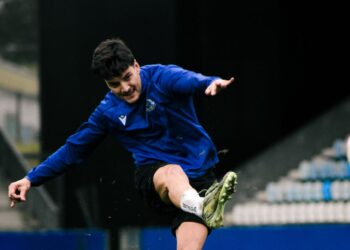Jugador de la Gimnástica de Torrelavega entrenando