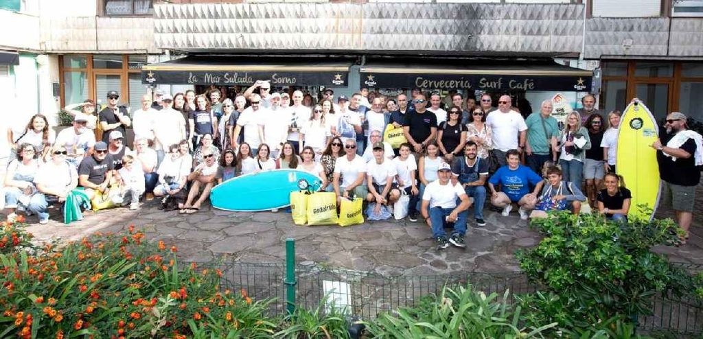 Foto de Familia del Festival Internacional Kneeboard Cantabria