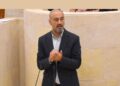 López Estrada cuenta vivienda parlamento